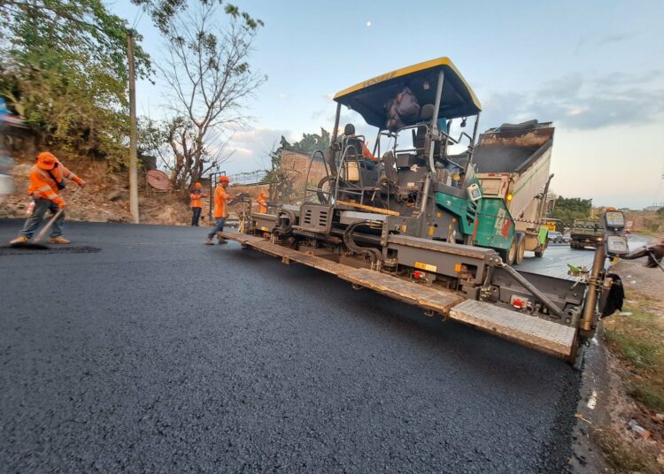 Avanza la recuperación de 16.2 km de carretera en Cabañas con inversión de $12 millones