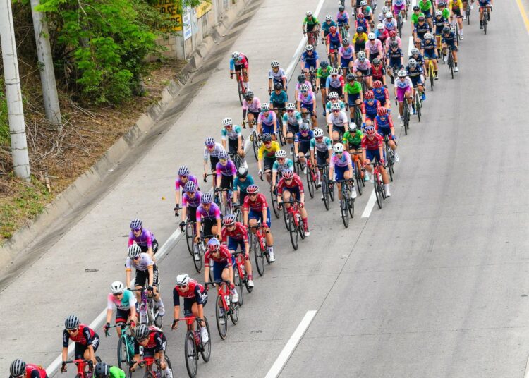 Grand Prix El Salvador 2025 reúne a ciclistas internacionales en una competencia de alto nivel