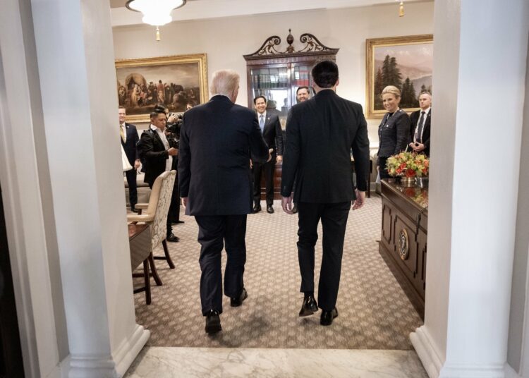 Presidente Bukele comparte imágenes inéditas de su reunión con Donald Trump