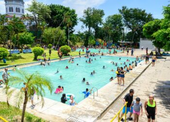 Complejos recreativos municipales abiertos al público