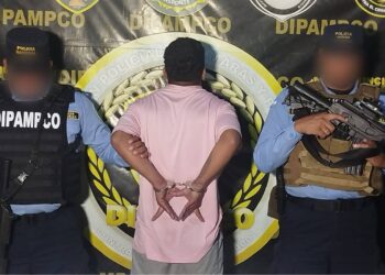 Capturan a pandillero en flagrancia mientras cobraba extorsión en Comayagüela