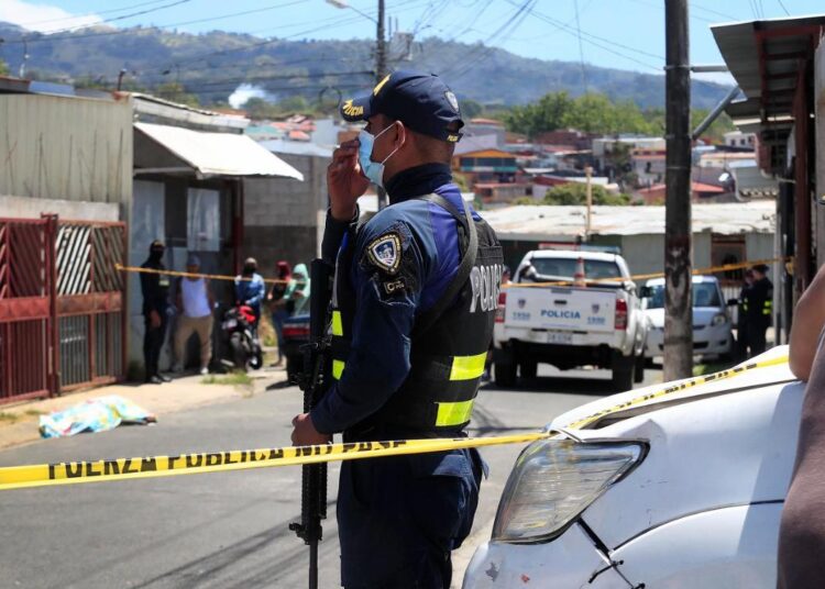 Femicidios en Costa Rica alcanzan cifra récord: una mujer asesinada cada seis días en 2025