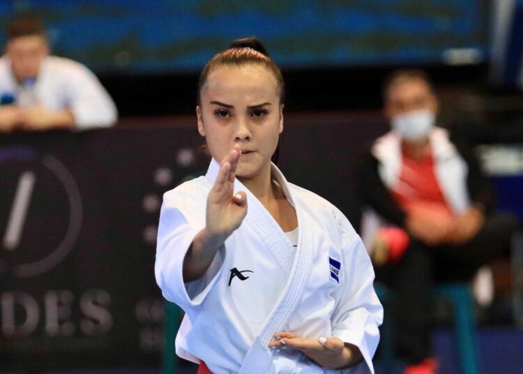 Gabriella Izaguirre sube al podio con medalla de bronce en Colombia