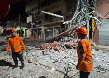 Local de venta de pollo frito se incendia en Metapán