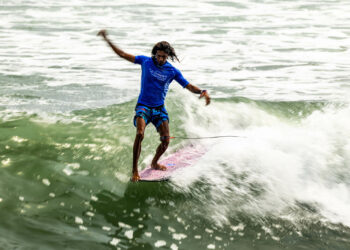 Avanza realización del torneo de Surf categoría Longboard, en El Salvador