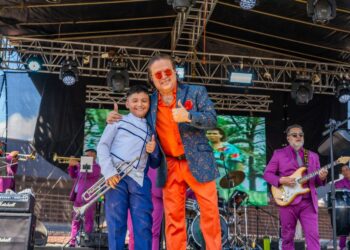 Marito Rivera y si grupo “Bravo” celebra el 50 aniversario del Mercado Central de San Salvador