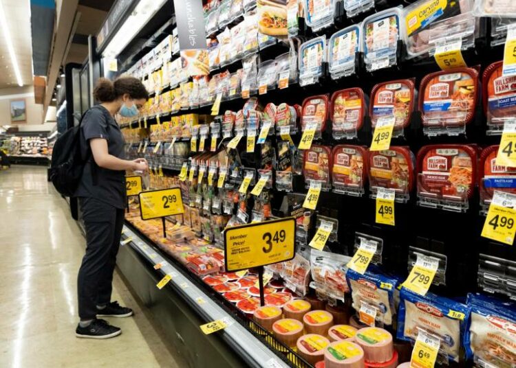 Administración Trump reduce en más de dos puntos la inflación en EEUU