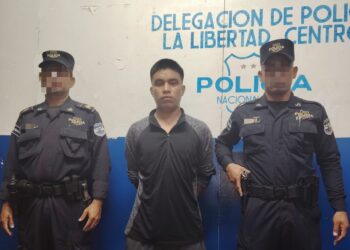 Pandillero de la MS fue capturado mientras «alucinaba» con llevar un chaleco antibalas