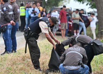 Ataque armado deja cinco muertos, incluida una niña en Ecuador