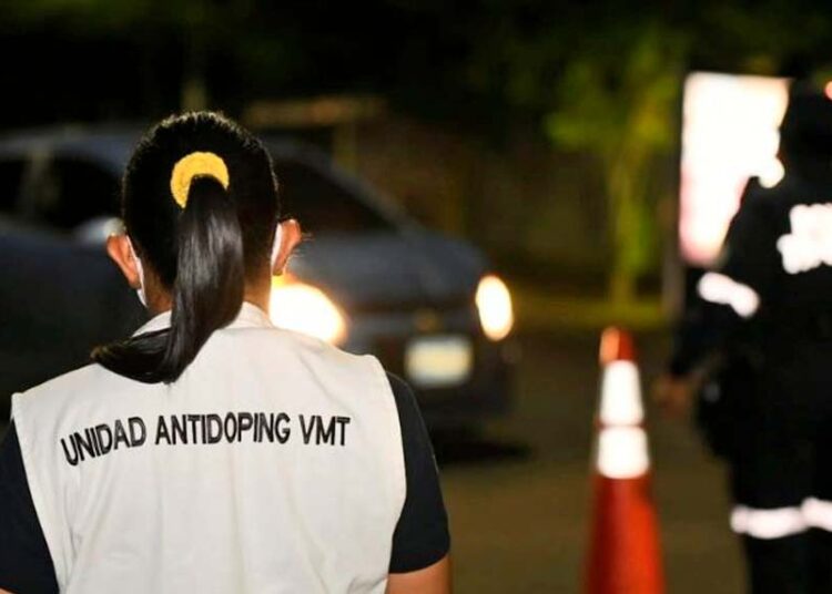 Gobierno aumentará controles vehiculares para detectar conductores borrachos en Semana Santa