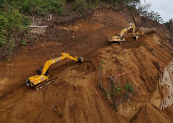 Obras en tramo Los Chorros busca estabilizar el terreno y prevenir riesgos para automovilistas