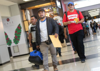 Ministro de Trabajo anuncia salida de contingente de trabajadores temporales hacia Canadá