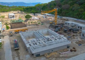 Gobierno impulsa obras de agua potable en Ilopango para beneficiar a 250,000 salvadoreños