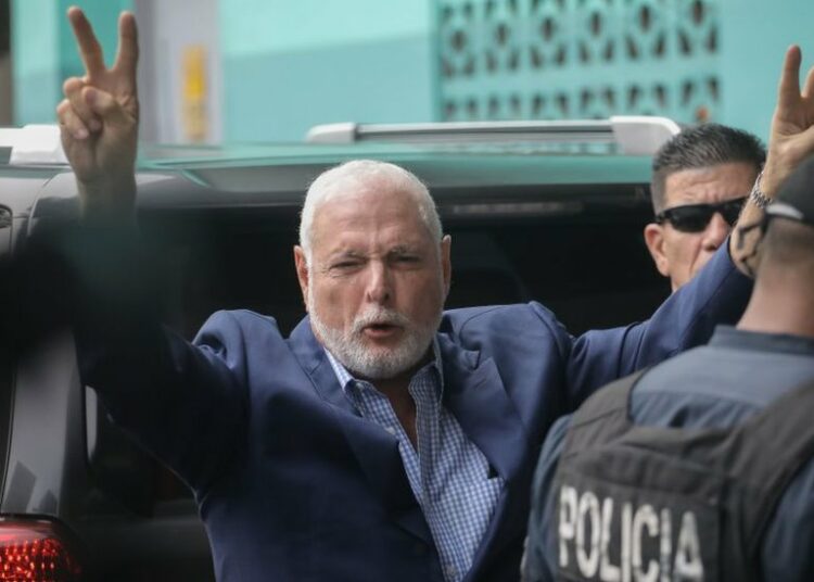 Ex presidente de Panamá, Ricardo Martinelli, celebra asilo en Colombia «contento»