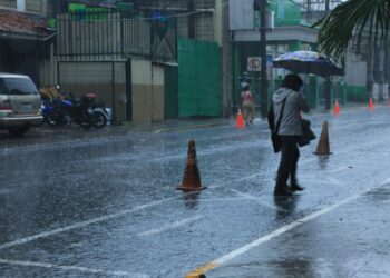 Pronostican lluvias y tormentas en zonas montañosas y costeras durante el domingo