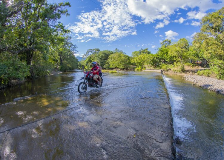 Nuevo puente sobre Río Lislique, forma parte de una intervención vial en La Unión Norte