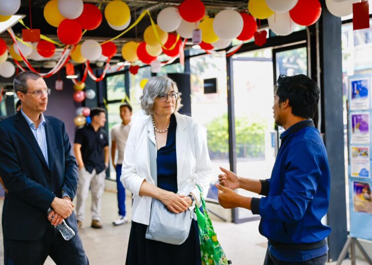 Autoridades austriacas destacan transformación social a través de los CUBO