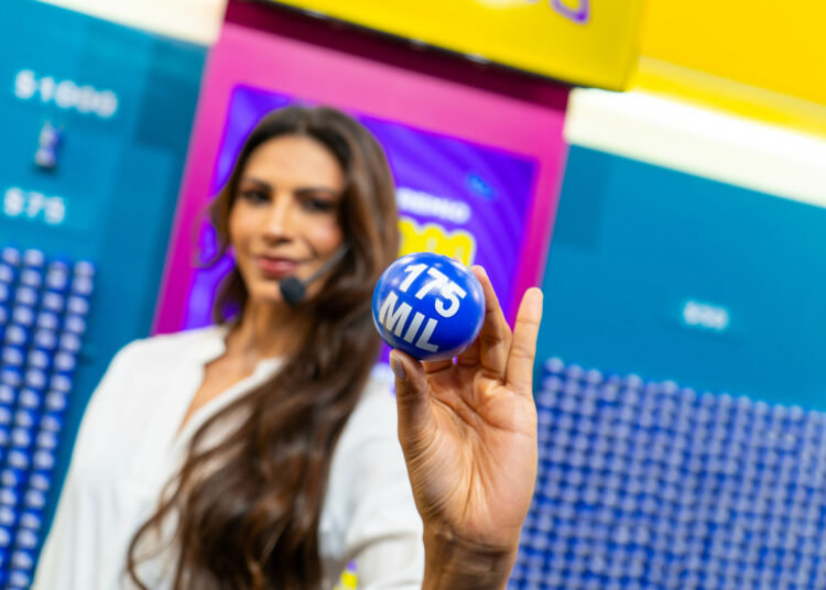 $672,425 en premios en el Sorteo LOTRA N. 402 dedicado al personal de salud que acompaña a la mamá, su bebé y familia.