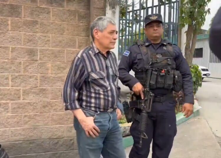 Genaro Ramírez, presidente de AEAS detenido por supuesto vínculo con suspensión de unidades en varias zonas del país