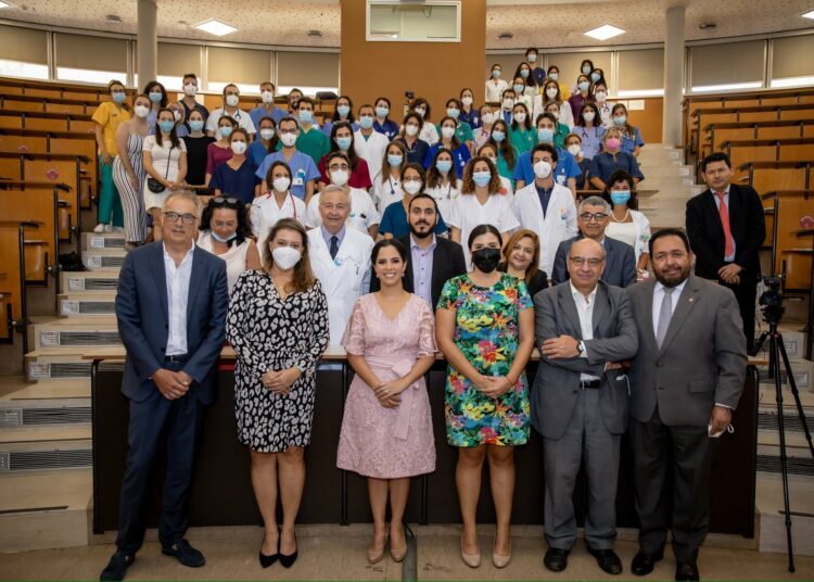 Lanzan proyecto para reducir la mortalidad materno-infantil en El Salvador