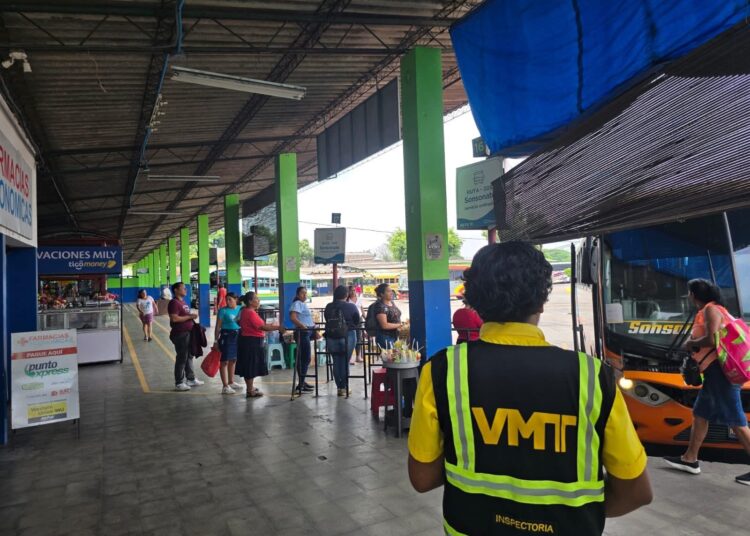 Trasporte colectivo hacia el occidente del país trabaja con normalidad