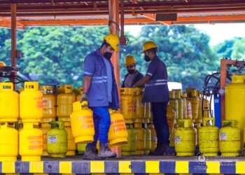 Familias salvadoreñas podrán seguir comprando gas subsidiado por el Gobierno
