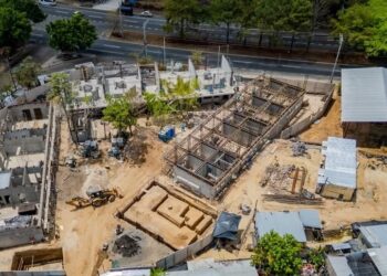 Construcción del Centro Escolar Dr. Esteban Castro beneficiará a 320 estudiantes con modernas instalaciones