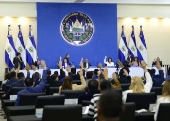 Diputados aprueban que informe presidencial se realice en el Teatro Nacional