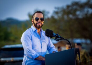 Presidente Bukele celebra récord histórico de seguridad tras 900 días sin homicidios