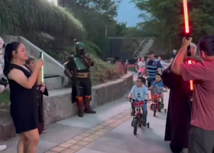 Una noche galáctica llena de sorpresas y entretenimiento