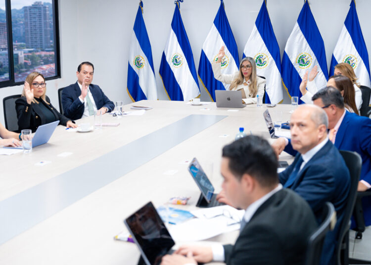 Tribunal Supremo Electoral presenta calendario para elecciones 2027