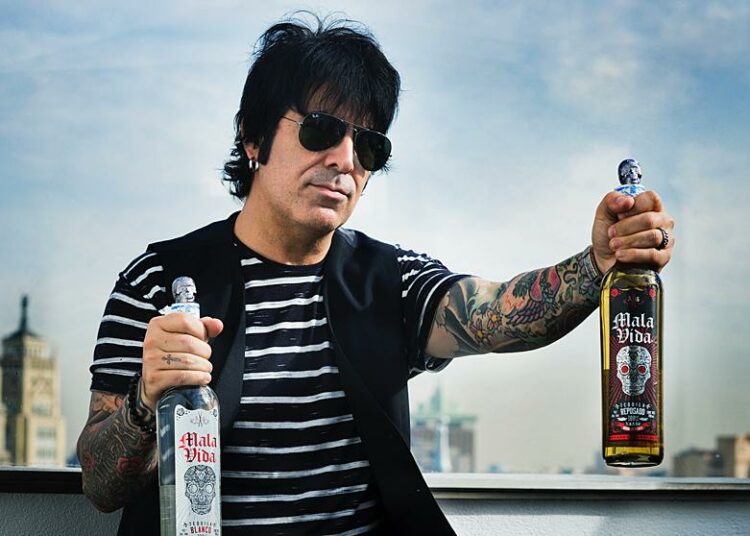 Alex González de Maná visitará El Salvador para presentar su tequila «Mala Vida” y anunciar inversiones