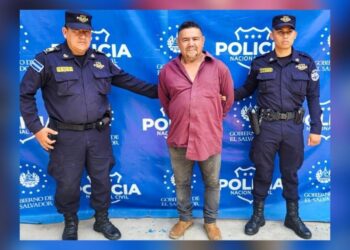 Capturan a hombre que amenazó con corvo a motorista tras accidente en Santo Tomás