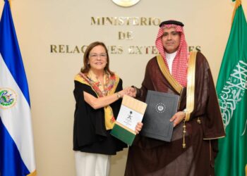 El Salvador y Arabia Saudita suscriben acuerdo de cooperación por $10 millones para proyectos sociales