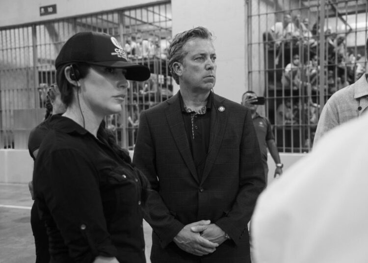 Legislador estadounidense destacó el impacto del combate a la criminalidad en El Salvador