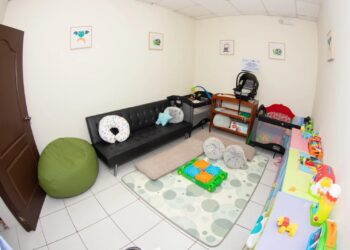 Reequipan salas de atención a víctimas para brindar espacios seguros y dignos