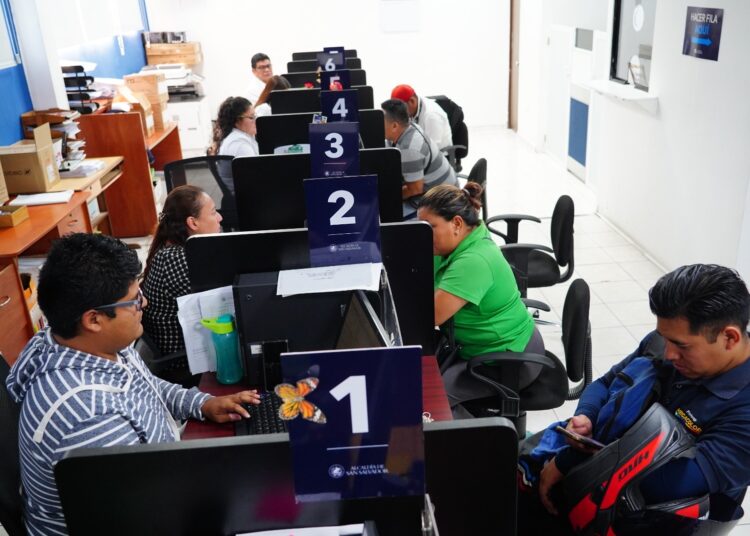 Habitantes de cinco distritos de San Salvador Centro podrán ponerse al día con dispensa de intereses moratorios