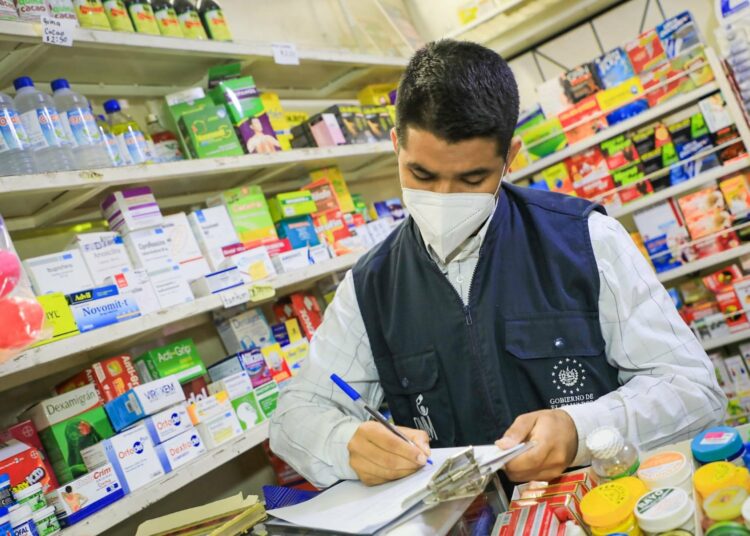 El Salvador tiene precios más bajos en medicamentos, según comparación realizada por Canal Antigua
