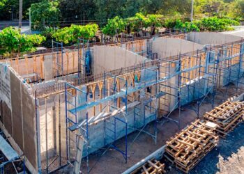Programa “Dos Escuelas por Día” continúa transformando la infraestructura educativa en El Salvador