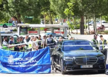 Matan en un tiroteo a un político ucraniano pro-ruso frente a un colegio en España
