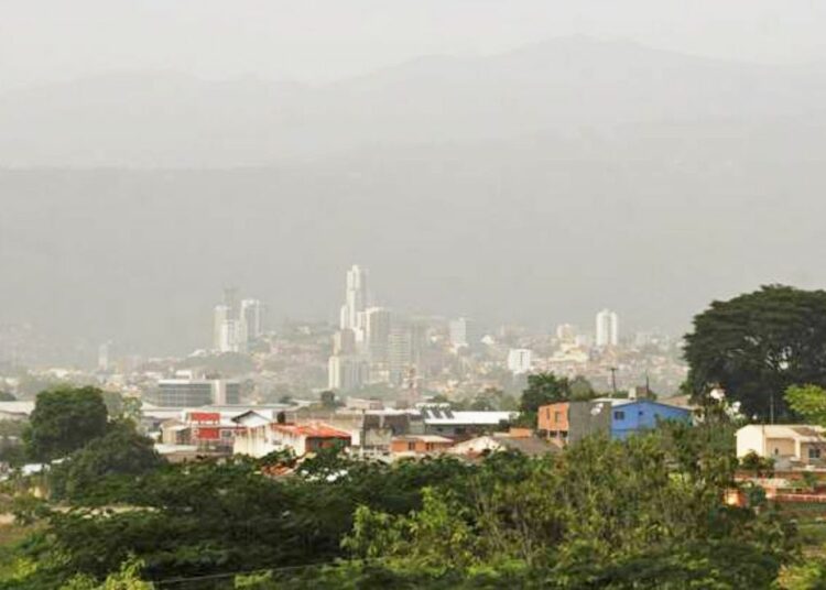 Polvo del Sahara cruza el Atlántico y alcanza Honduras