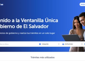 Digitalización agiliza trámites como solvencias y antecedentes penales en El Salvador