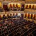 Opositores al gobierno no asisten a la sesión solemne en el Teatro Nacional