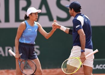 Roland Garros: Zhang Shuai y Arévalo avanzan a la segunda ronda de dobles mixtos