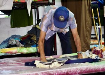 Alcaldía de San Salvador Centro traslada a personas vulnerables a albergue por lluvias