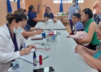 Brigada medica beneficia a habitantes de Colonia El Mirador en San Salvador Centro