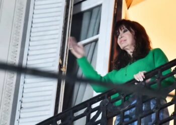 Fiscales analizan si apelarán la prisión domiciliaria otorgada a Cristina Kirchner