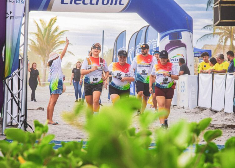 Primera carrera Surf City Olympic Run 2025 se convierte en símbolo del turismo deportivo en Costa del Sol
