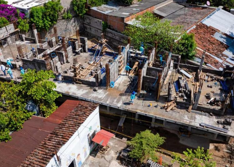 En proceso de reconstrucción el Complejo Educativo Profesor Martín Romeo Monterrosa, en Santa Ana