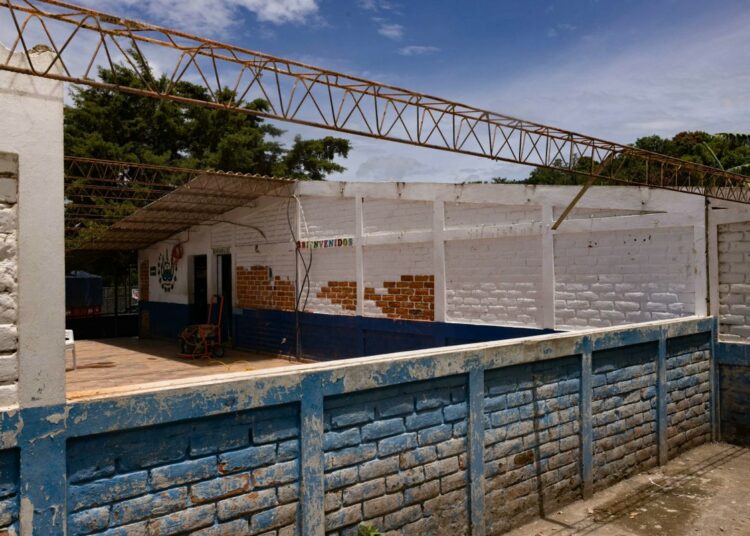 Gobierno se aproxima a la cifra de 40 centros educativos intervenidos con el plan «Dos Escuelas X Día»